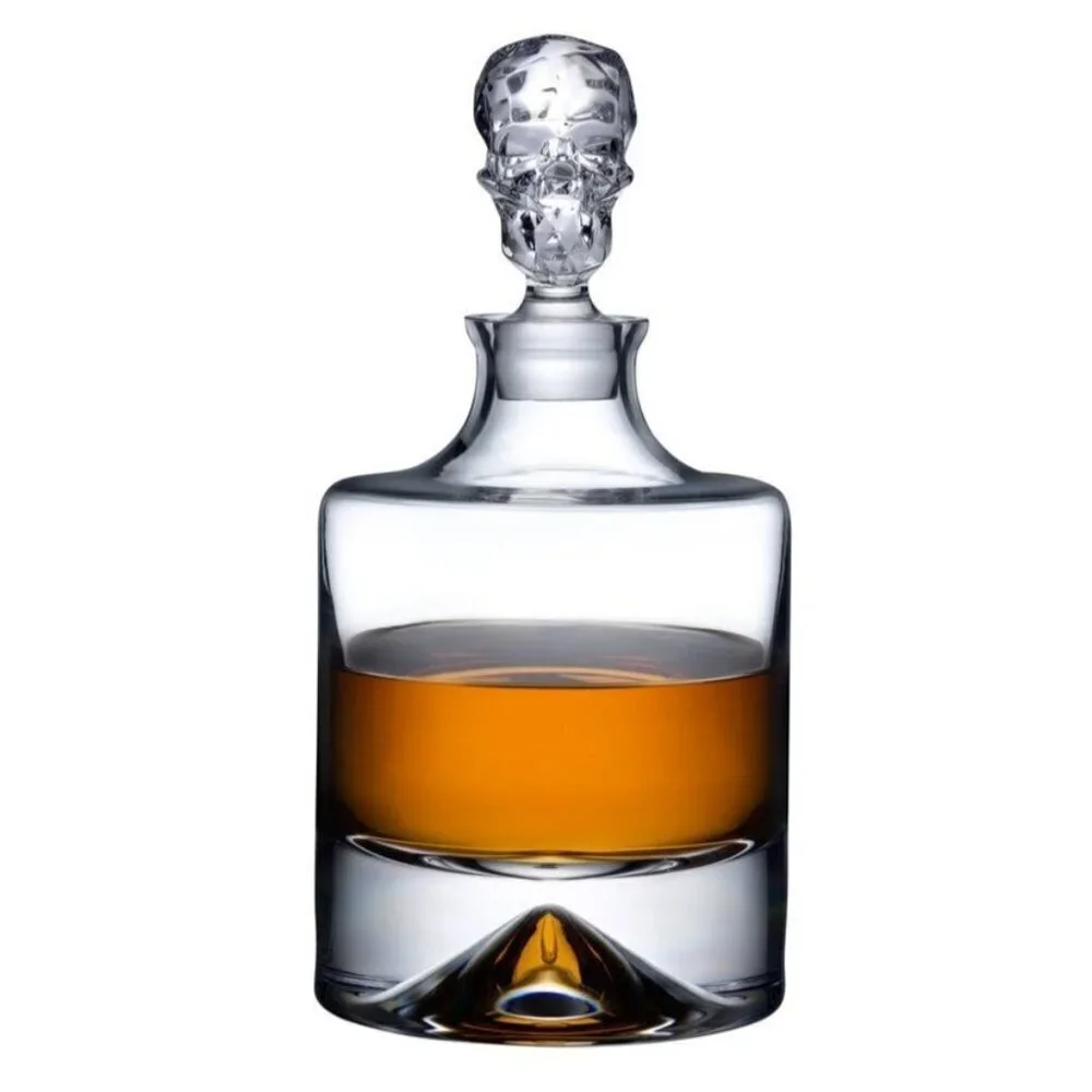 NWOB Nude Shade Whisky Decanter Skull Shaped Stopper Lead Free Crystal 42oz